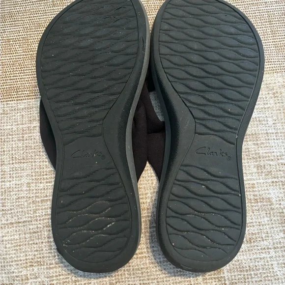 Clarks cloud steppers Size 7 - Picture 4 of 4